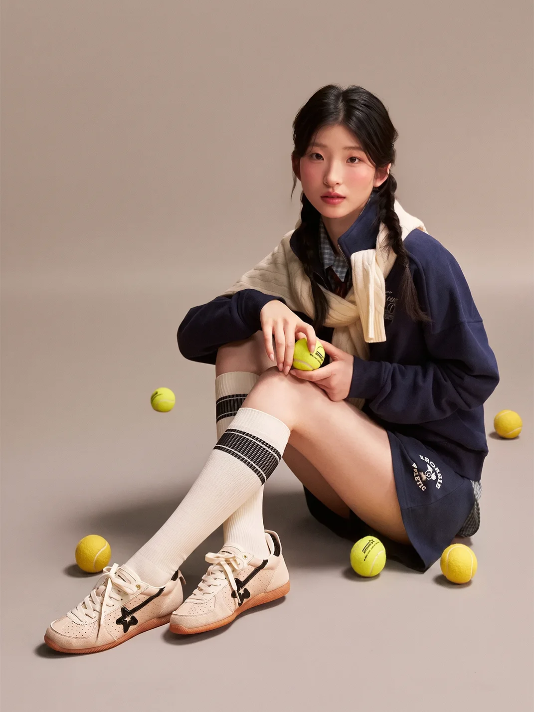 RIPSTAR | Bubble Milk Tea Retro Low-Top Sneakers