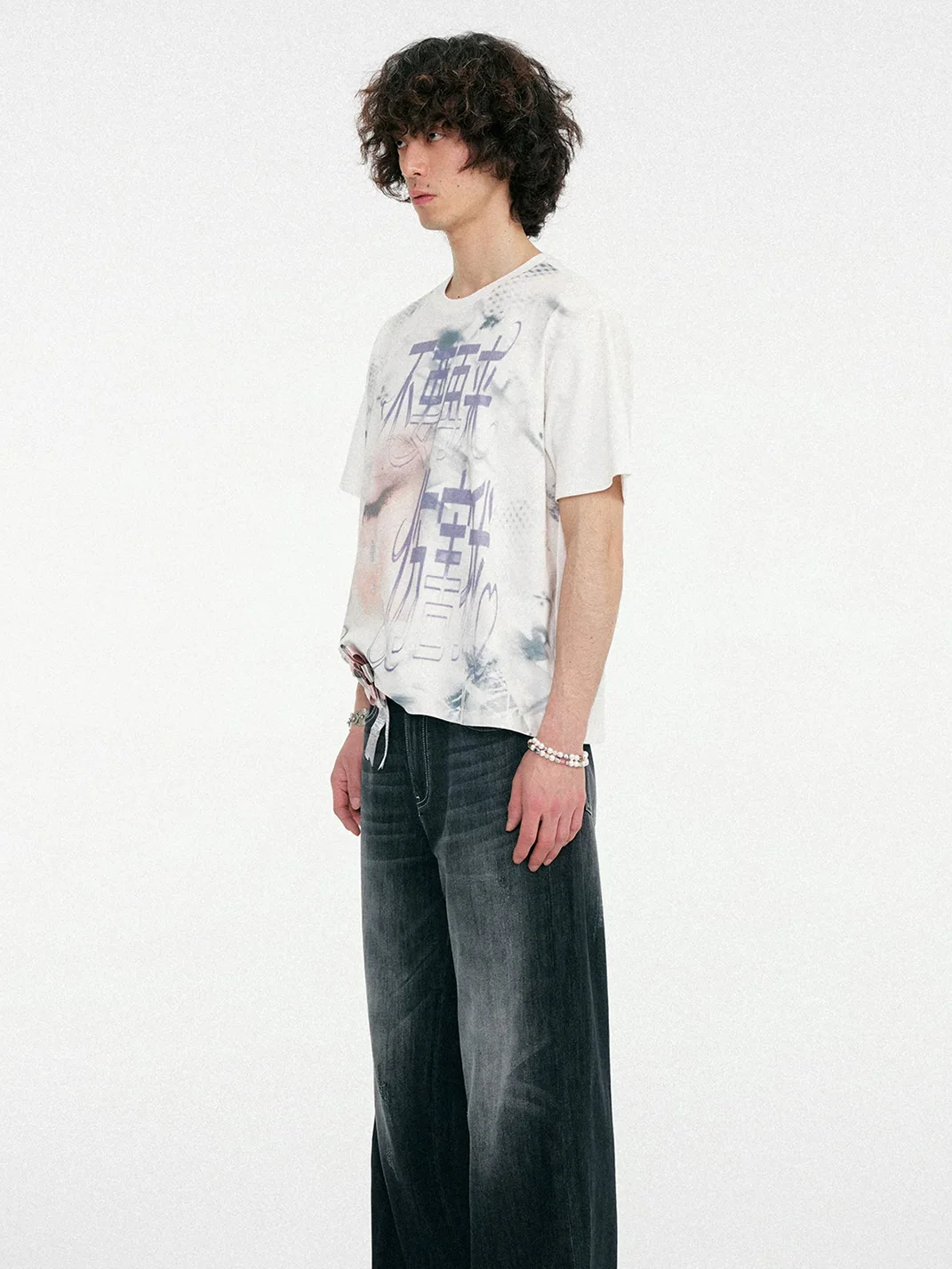 WM | Loose Fit Rhinestone Graphic T-Shirt