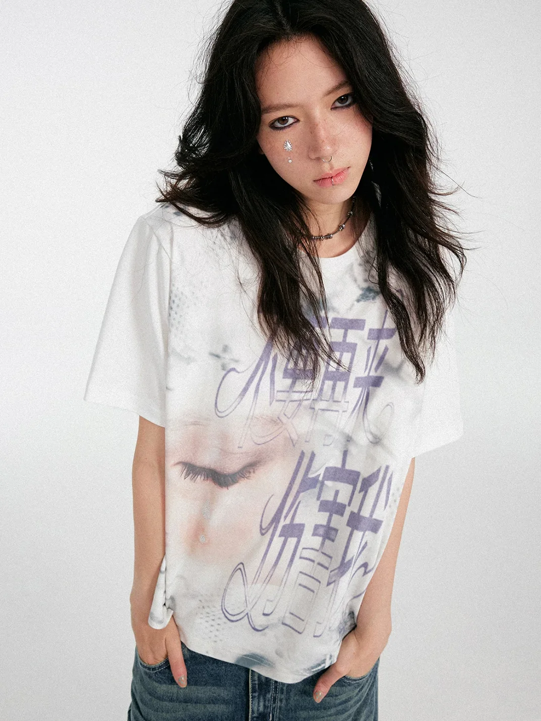 WM | Loose Fit Rhinestone Graphic T-Shirt