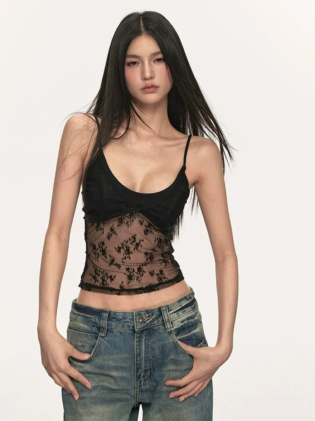 Anna aneae | Cropped Floral Lace Camisole
