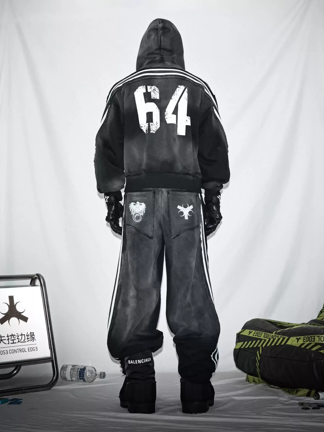 LoseControlEdge | Washed Vintage Printed Striped Sweatshirt & Sweatpants Set