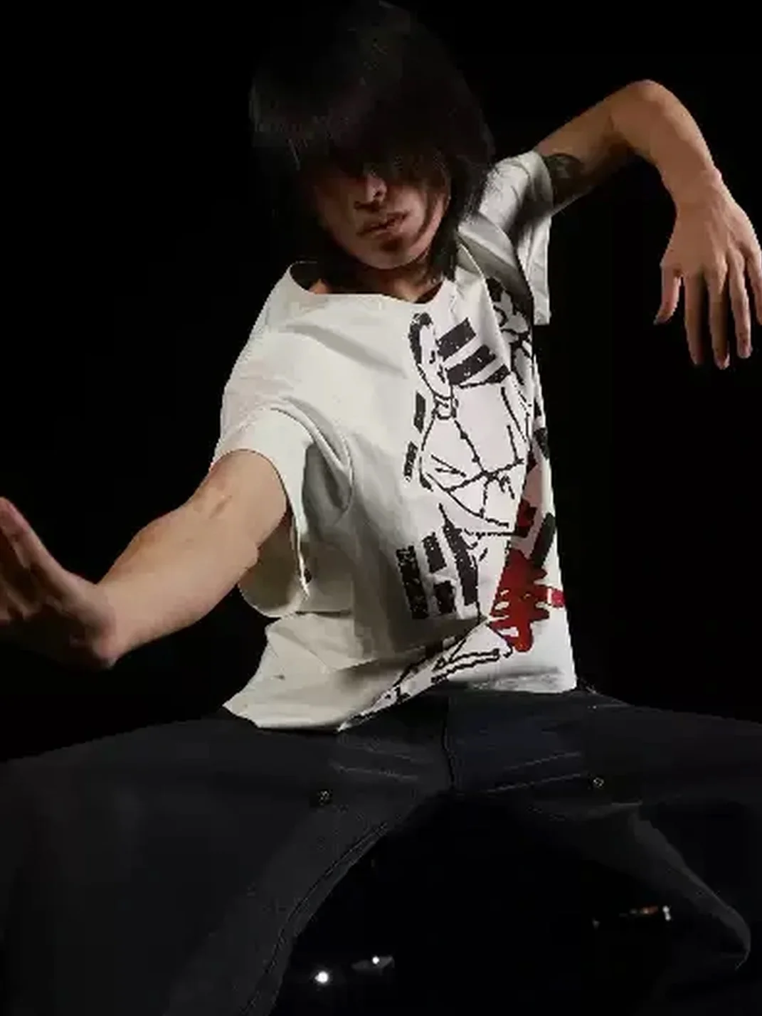 SANSLAWS | Tai Chi Glitter Rhinestone Graphic T-Shirt