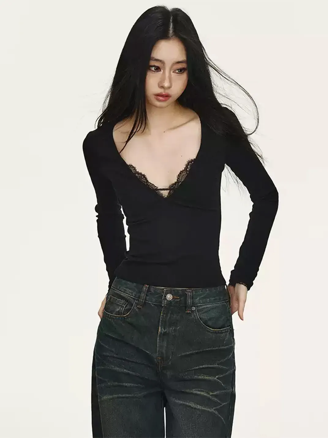 Anna aneae | Lace Ribbed Fitted Knit Top