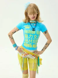 Riri Girls | Colorblock Fitted Graphic Short Sleeve T-Shirt