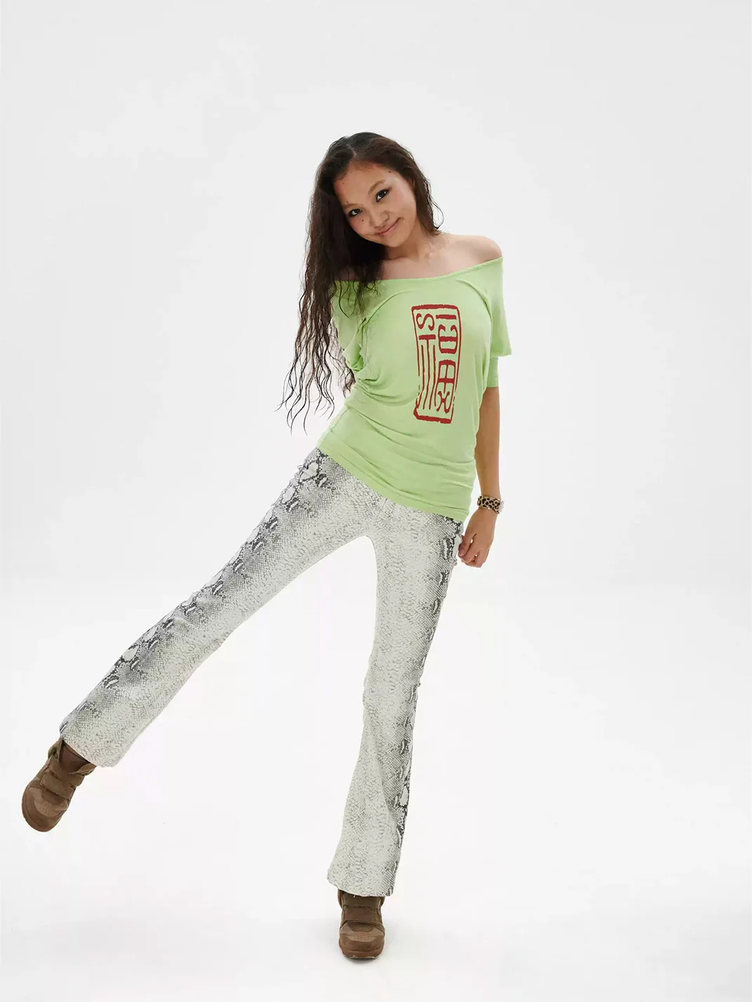 Sunny Shell | Loose Off-Shoulder Printed Longline T-Shirt