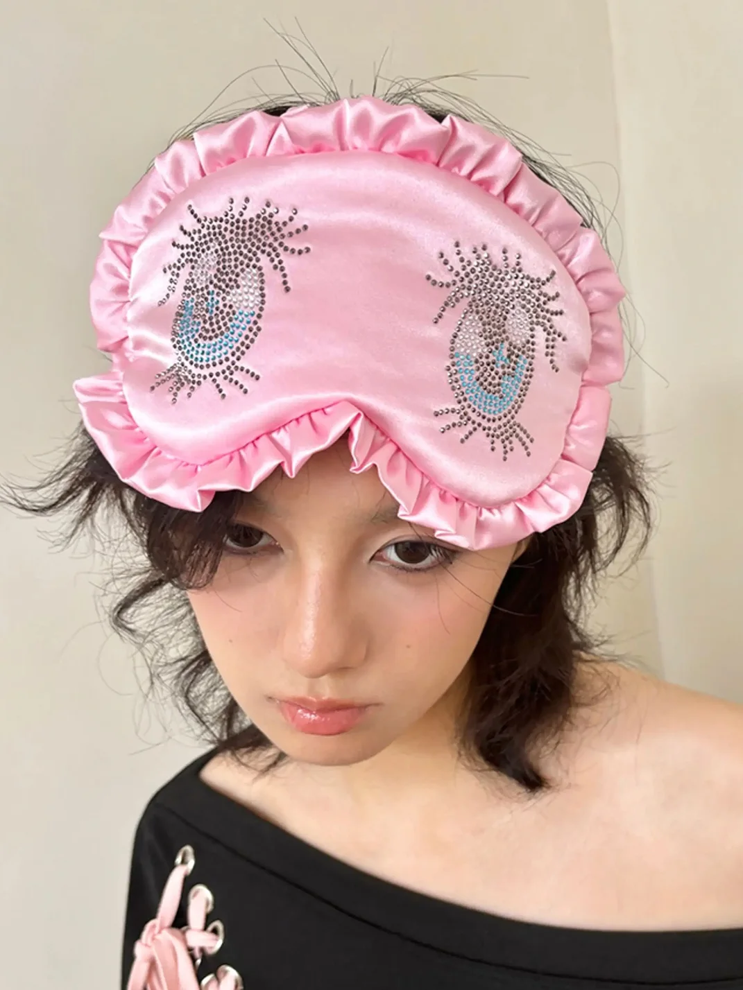 Nit alcove | Rhinestone Eye Ruffle Sleep Mask
