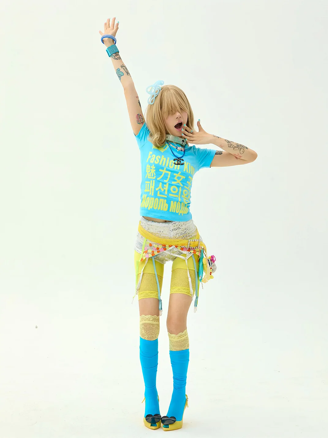 Riri Girls | Colorblock Fitted Graphic Short Sleeve T-Shirt