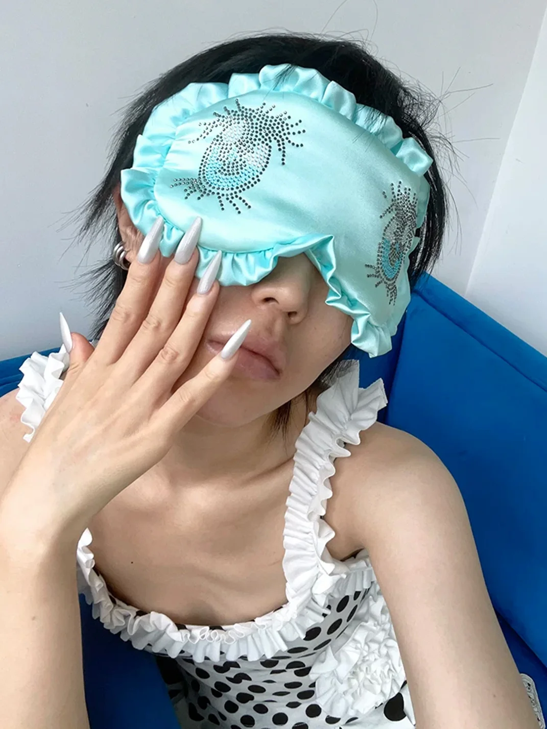 Nit alcove | Rhinestone Eye Ruffle Sleep Mask