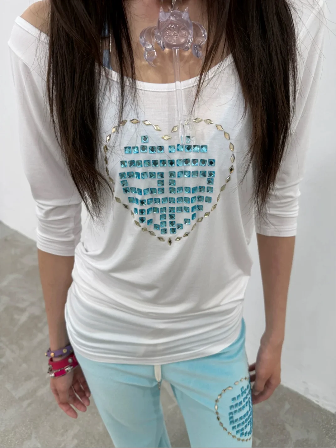 Sunny Shell | Rhinestone Heart Off-Shoulder Fitted Top