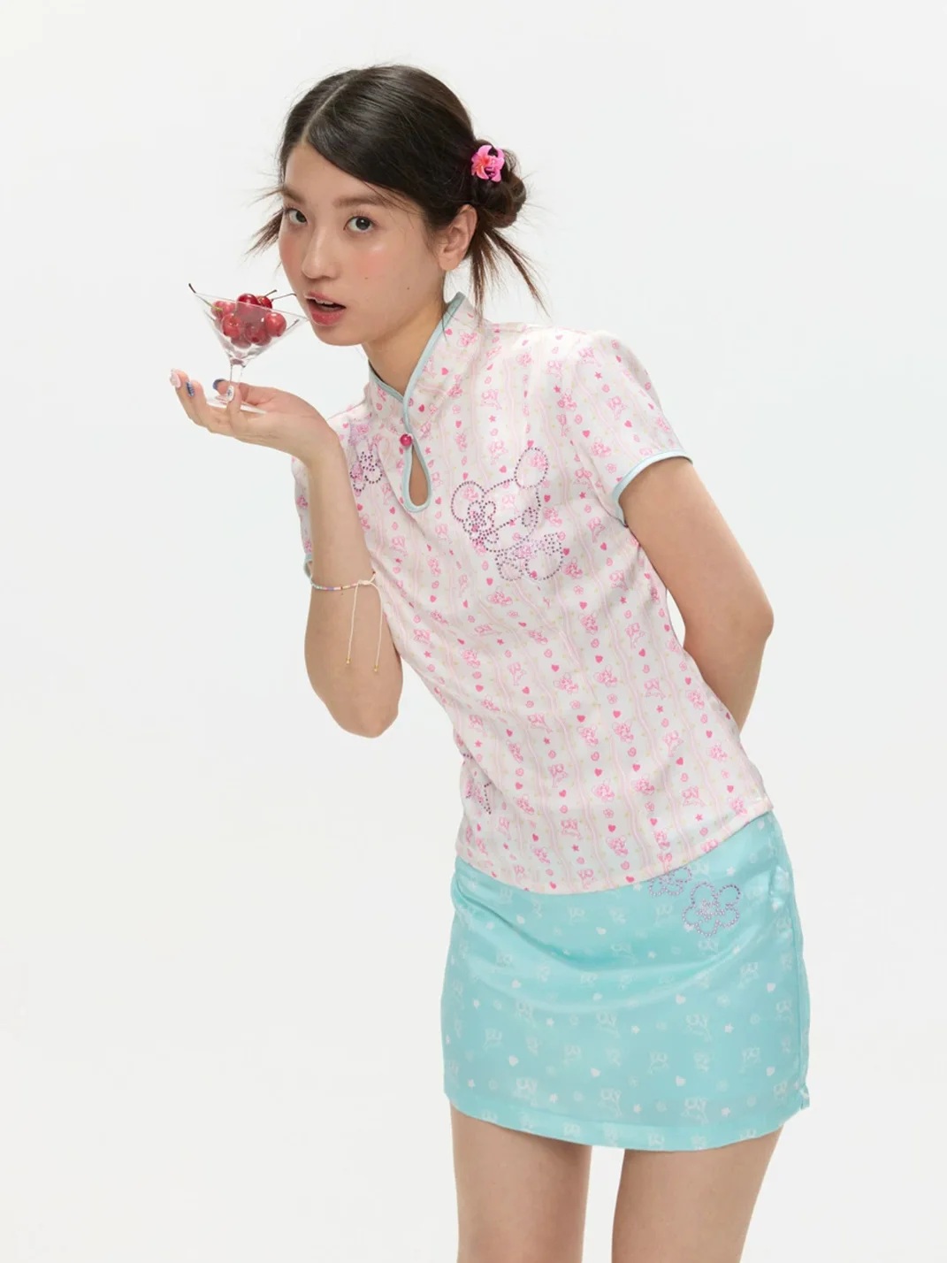 BETWEENAND | Printed Mandarin Collar Cheongsam Blouse