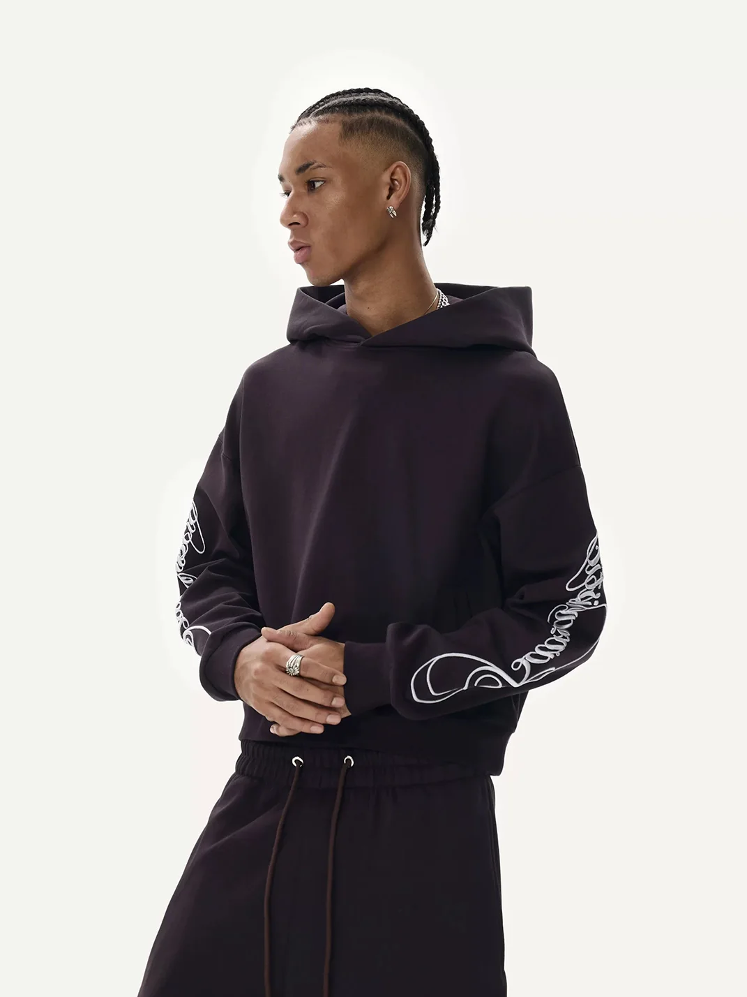 KARMANISTIC | Retro Embroidered Hooded Long-Sleeve Sweatshirt