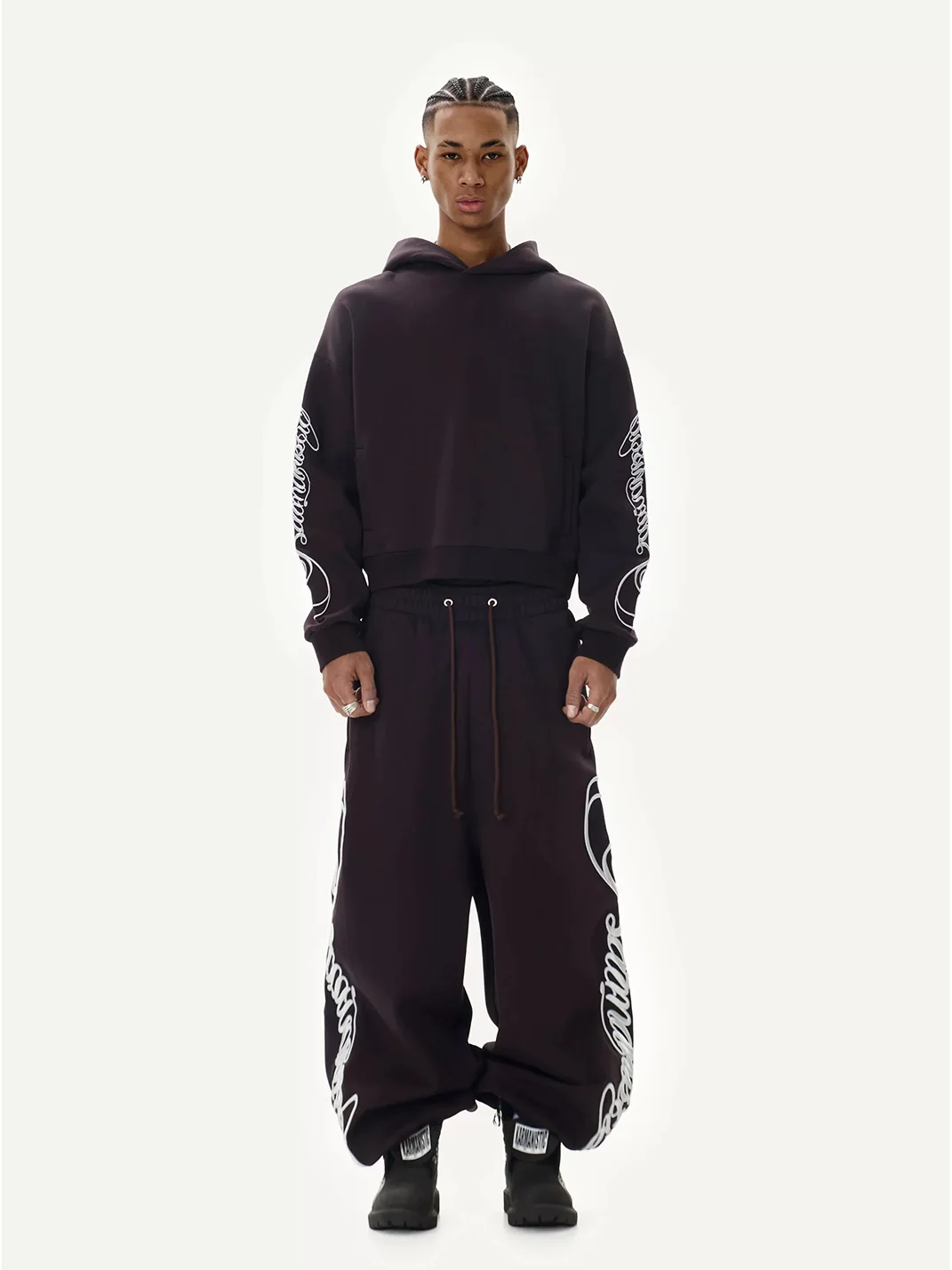 KARMANISTIC | Retro Embroidered Hooded Long-Sleeve Sweatshirt