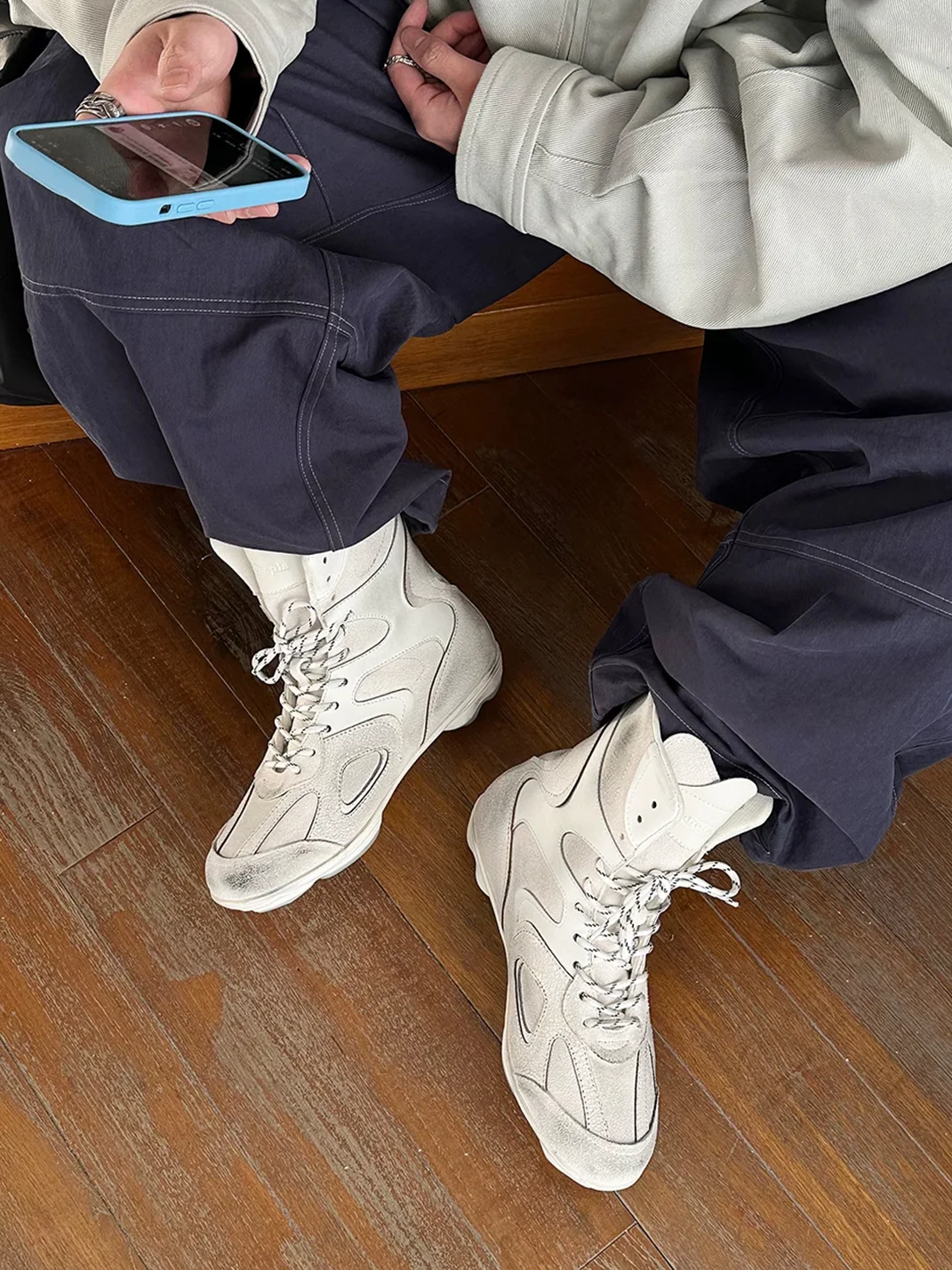 HANQIAORIJI | Distressed Deconstructed High-Top Trainer