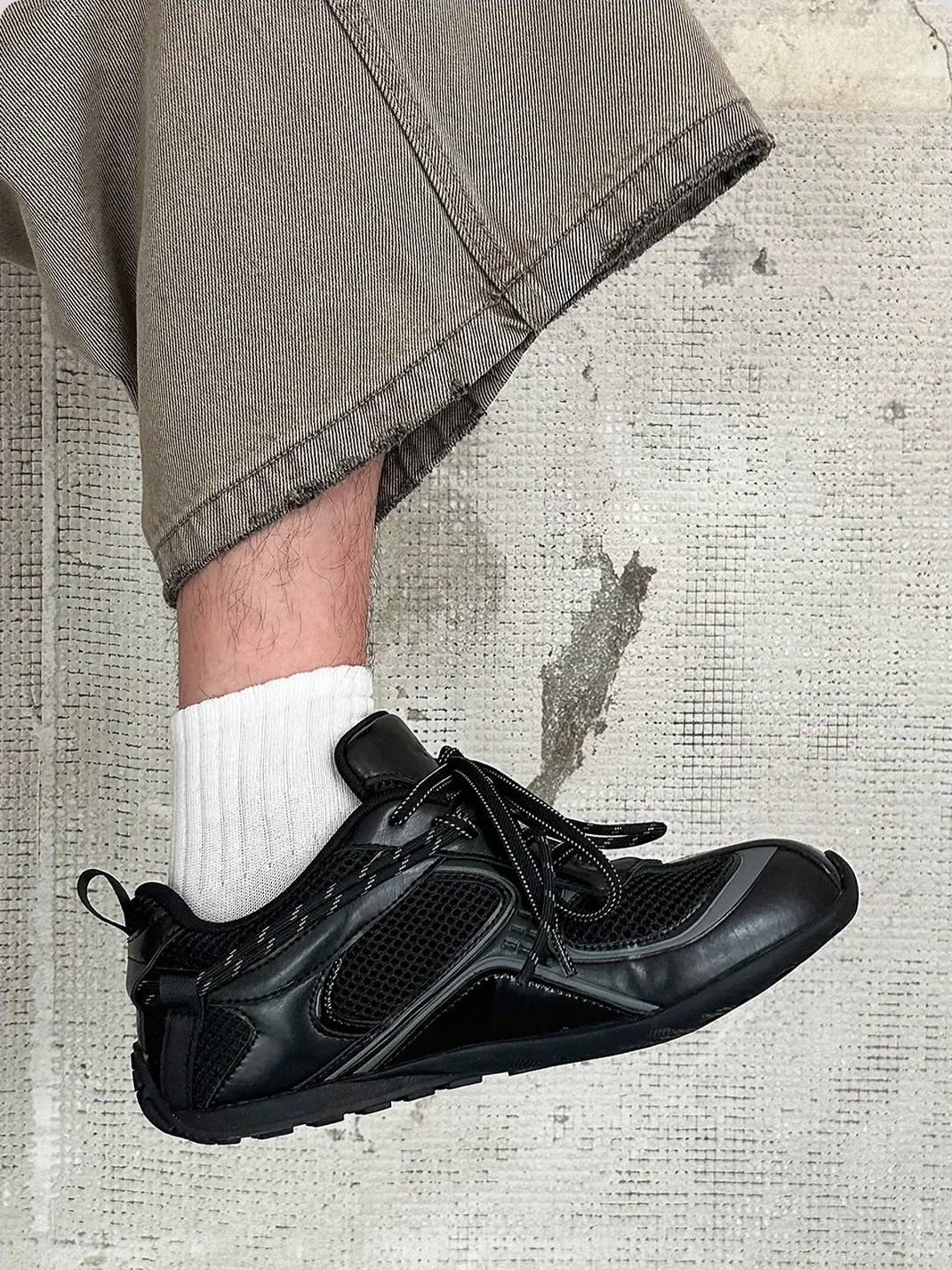 HANQIAORIJI | Mesh Panel Low-Top Casual Sneakers