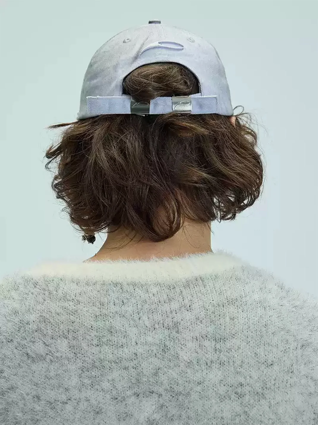 WHISTLEHUNTER | Distressed White Printed Long-Brim Cap