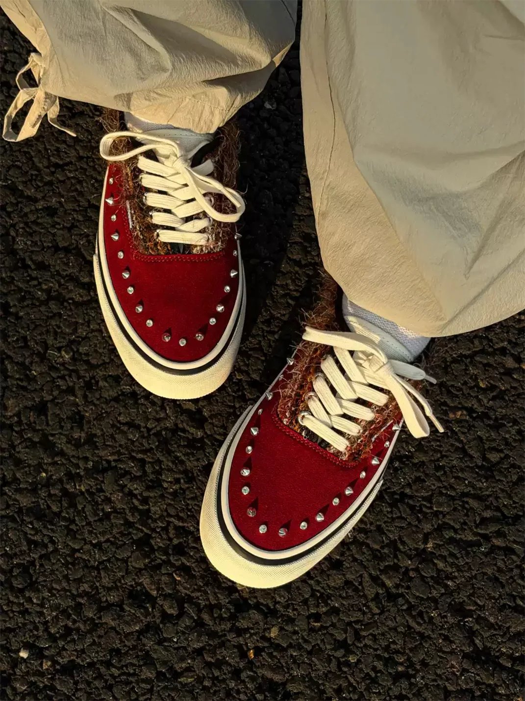 ZDZZFT | Studded Rhinestone Reddish Brown Casual Sneakers