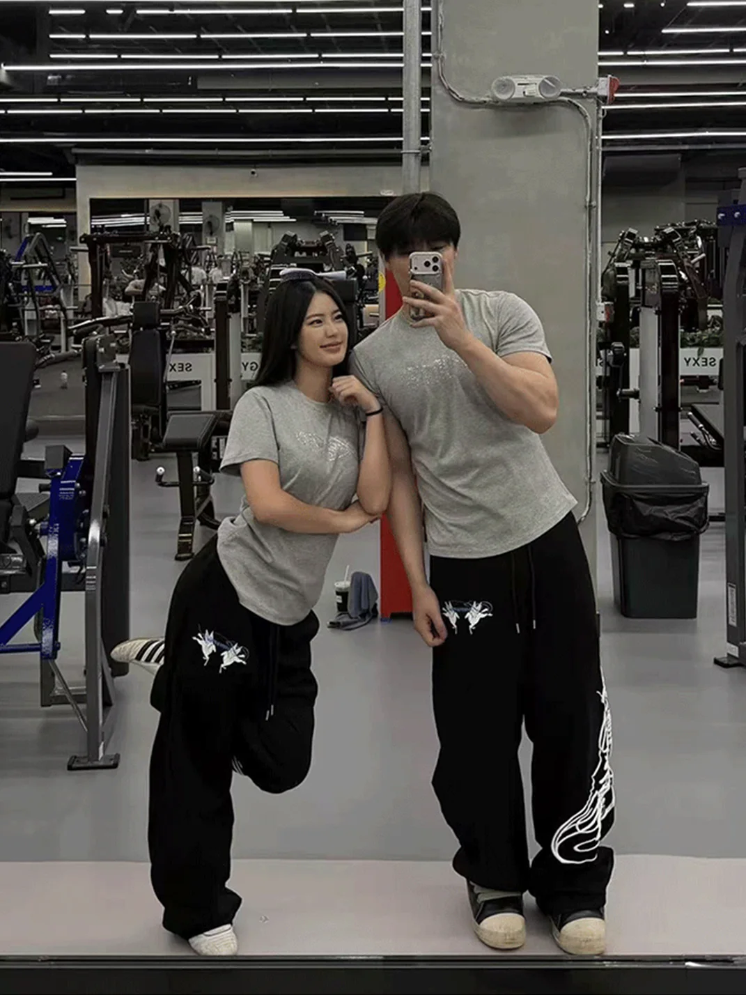 KARMANISTIC | Loose Wide Leg Graphic Drawstring Sweatpants