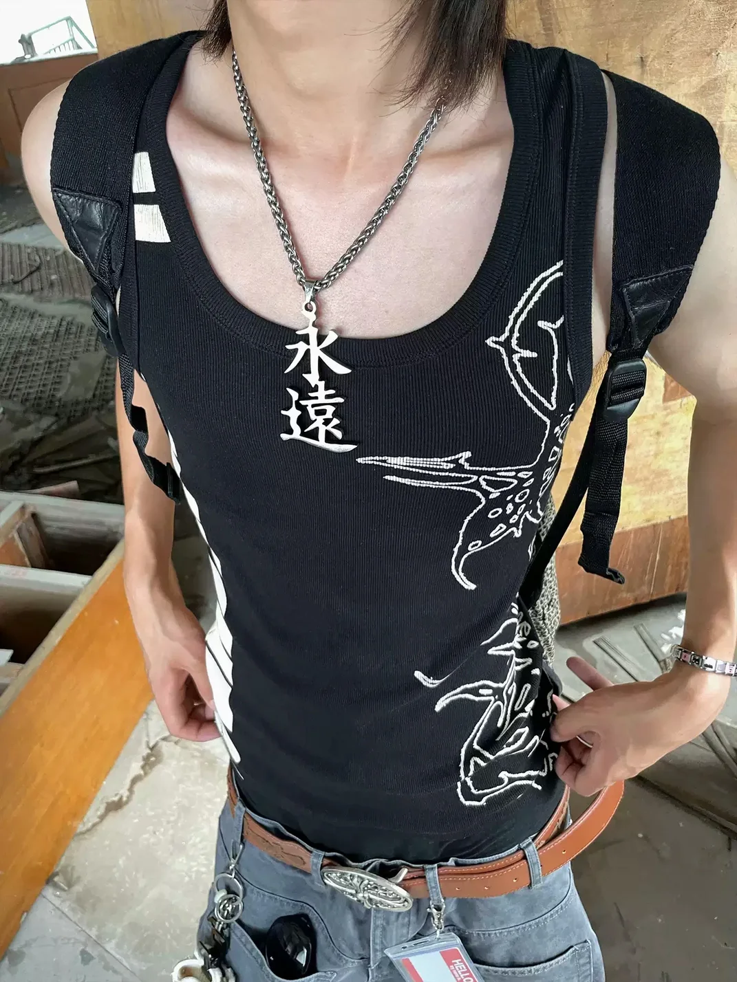 WHISTLEHUNTER | Graphic Ribbed Fitted Sleeveless Tank Top