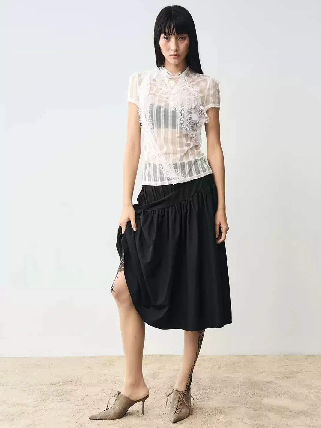 Popoop | White Lace Mesh Fitted Short-Sleeve Top