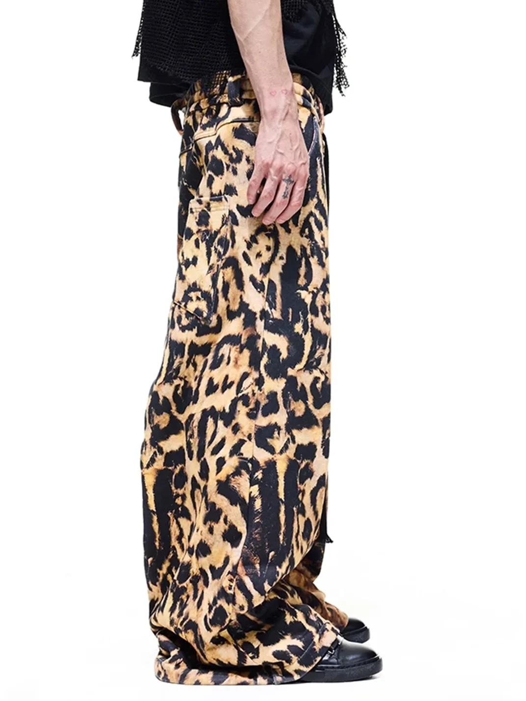 DARKRTPTS | Distressed Leopard Print Drawstring Wide Leg Sweatpants