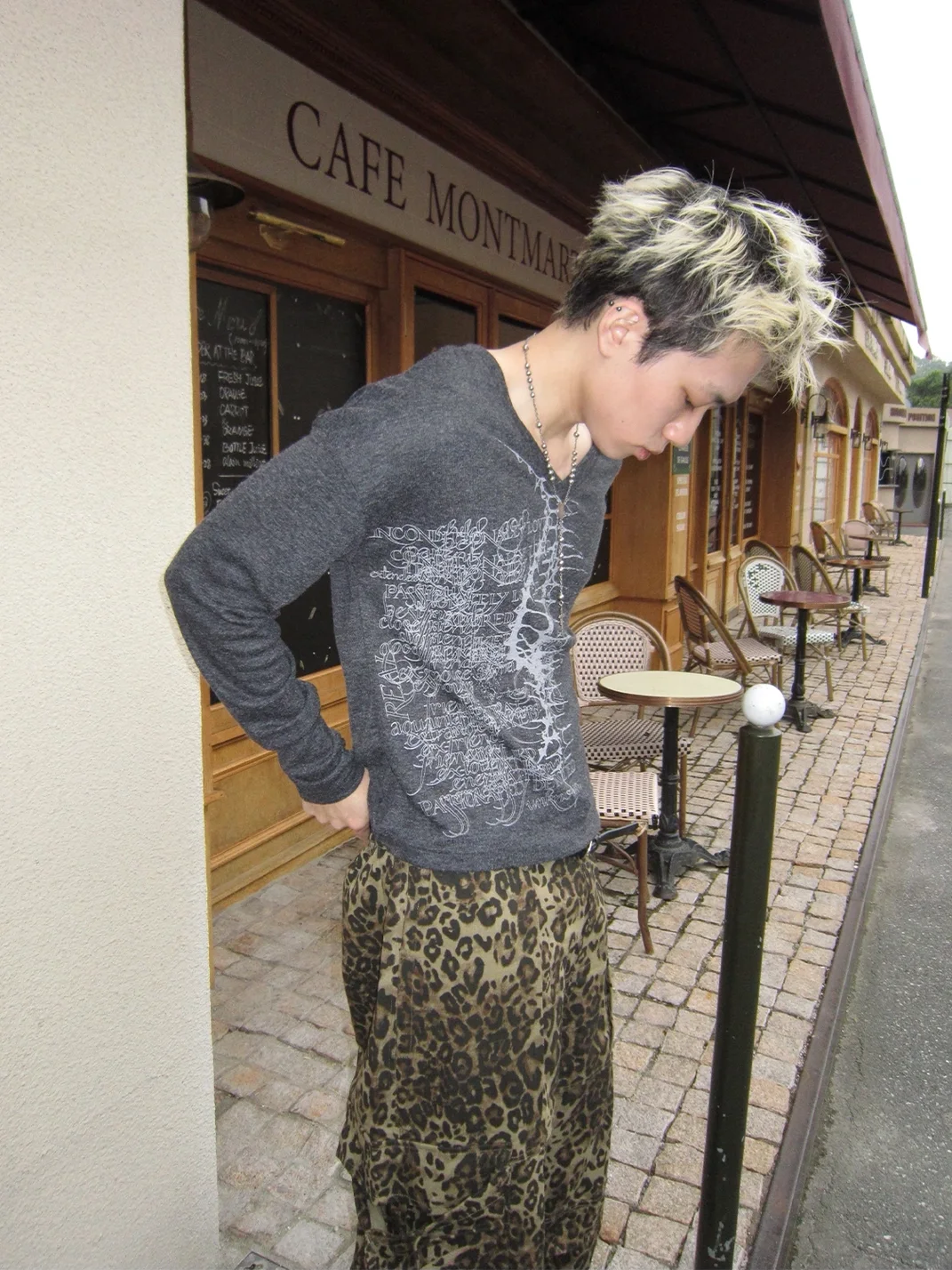 SADSOUP | Cropped V-Neck Skeleton Print Long Sleeve T-Shirt