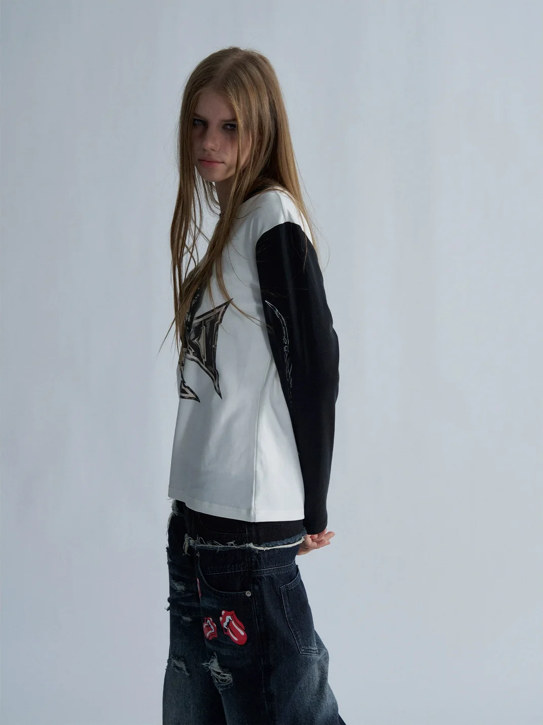 PAIKI | Skull Cross Colorblock Long Sleeve T-Shirt