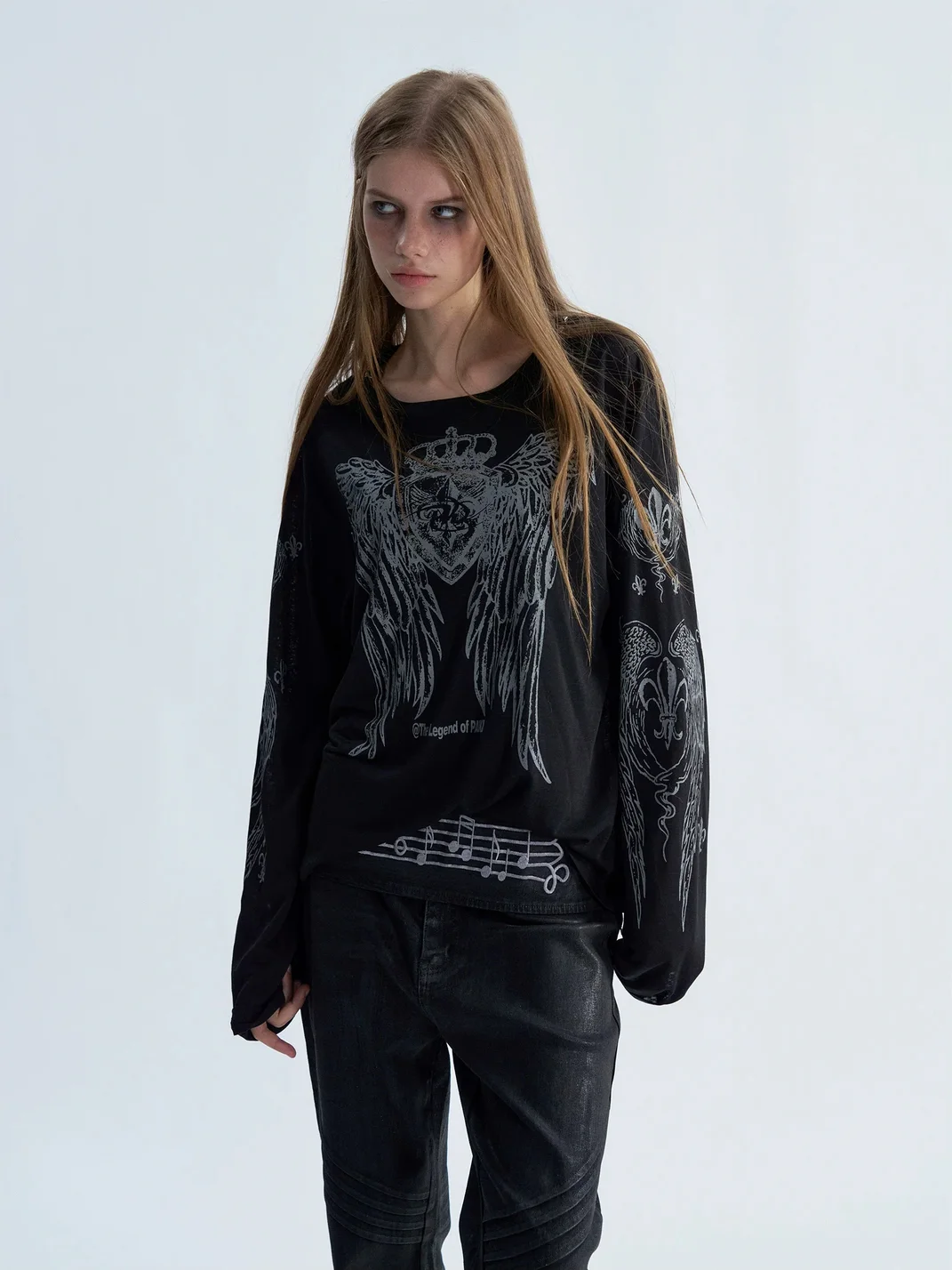 PAIKI | Wing Crest Loose Long Sleeve T-Shirt