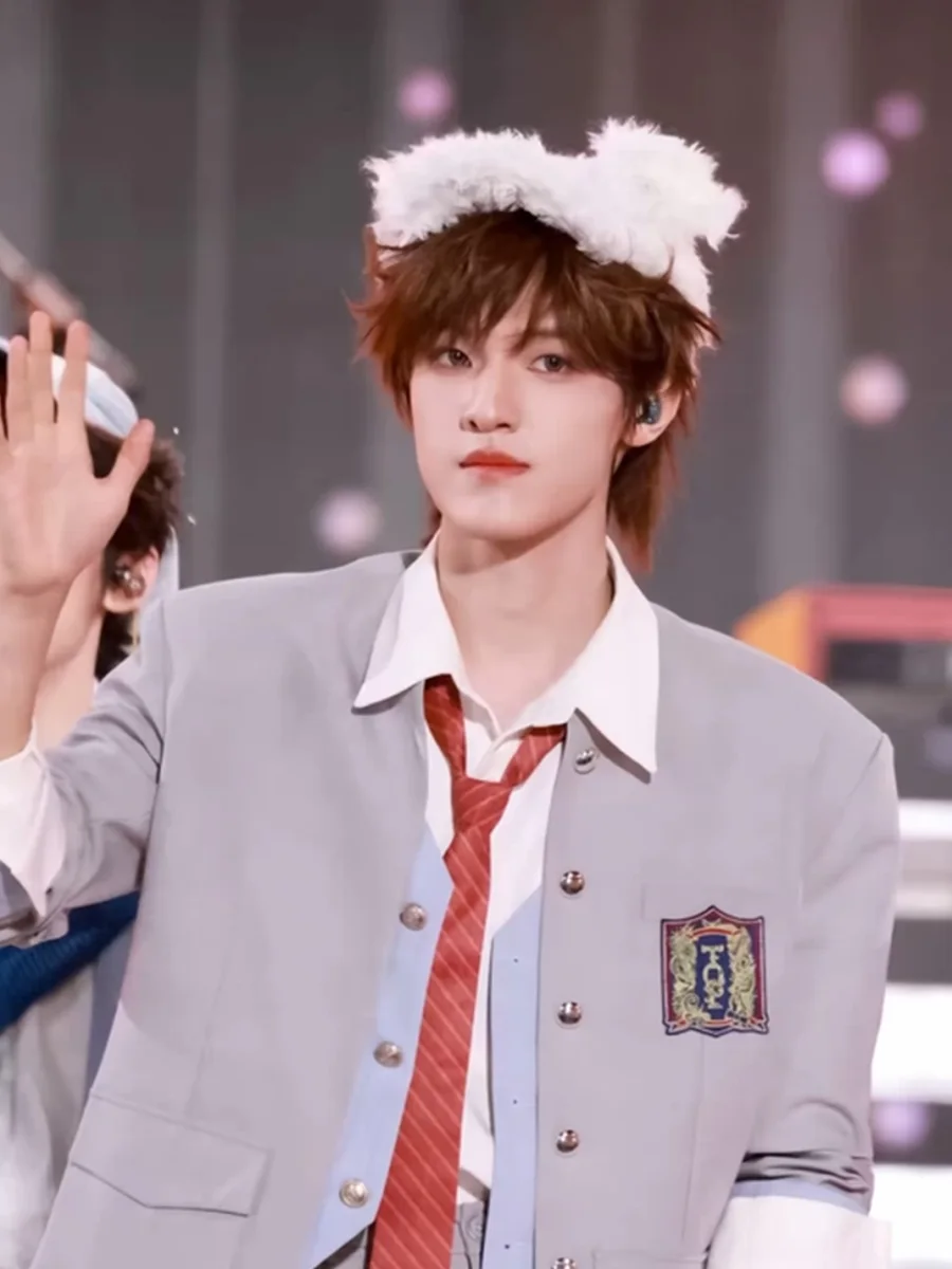 TWINBUTA | Plush Ear Baseball Cap - 3
