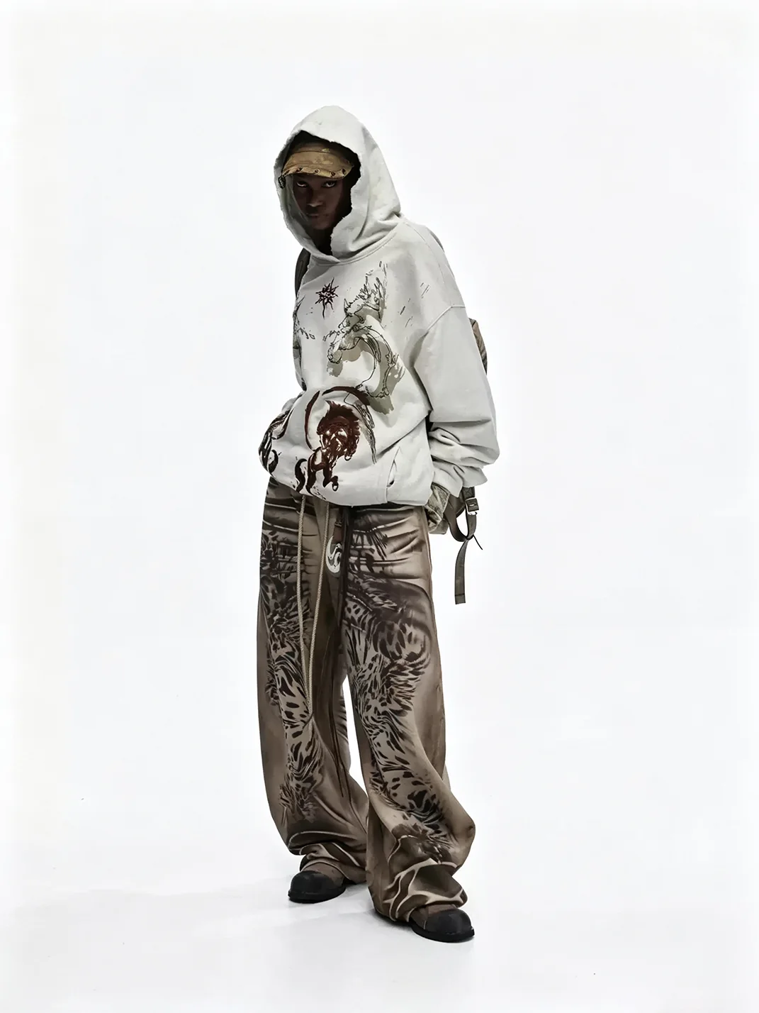 PERSONSOUL | Distressed Tiger Stripe Print Sweatpants