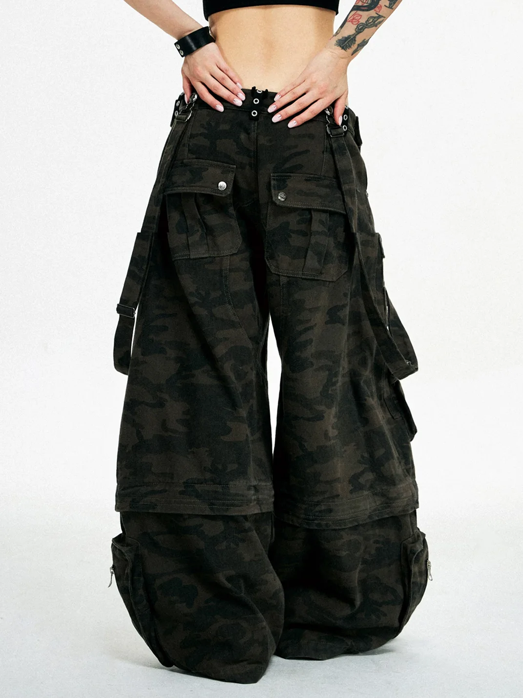 PERSONSOUL | Three-In-One Detachable Camouflage Cargo Pants