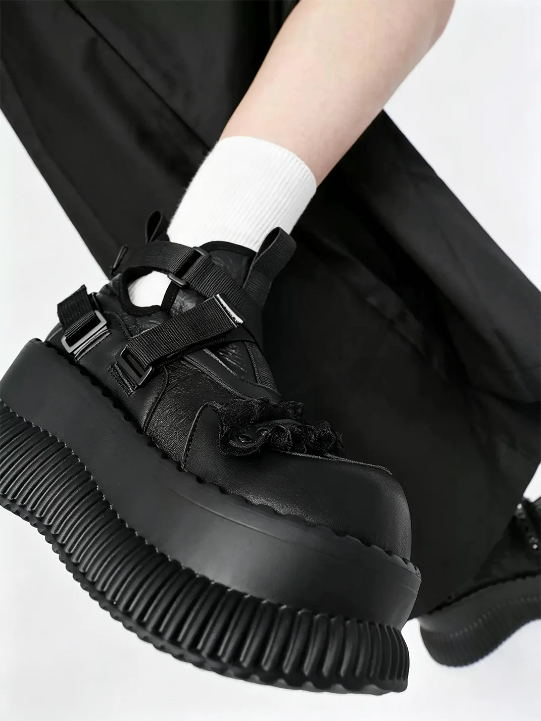 Puppet show | Dark Platform Ankle Boots