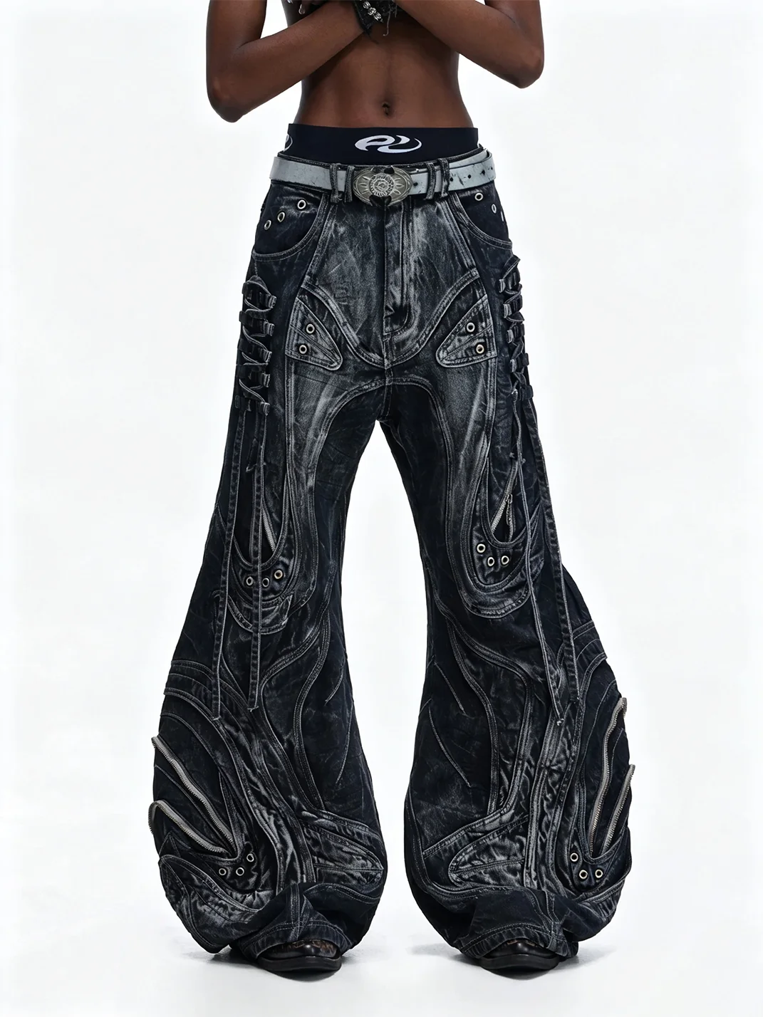PERSONSOUL | Alien Distressed Wide-Leg Flare Jeans