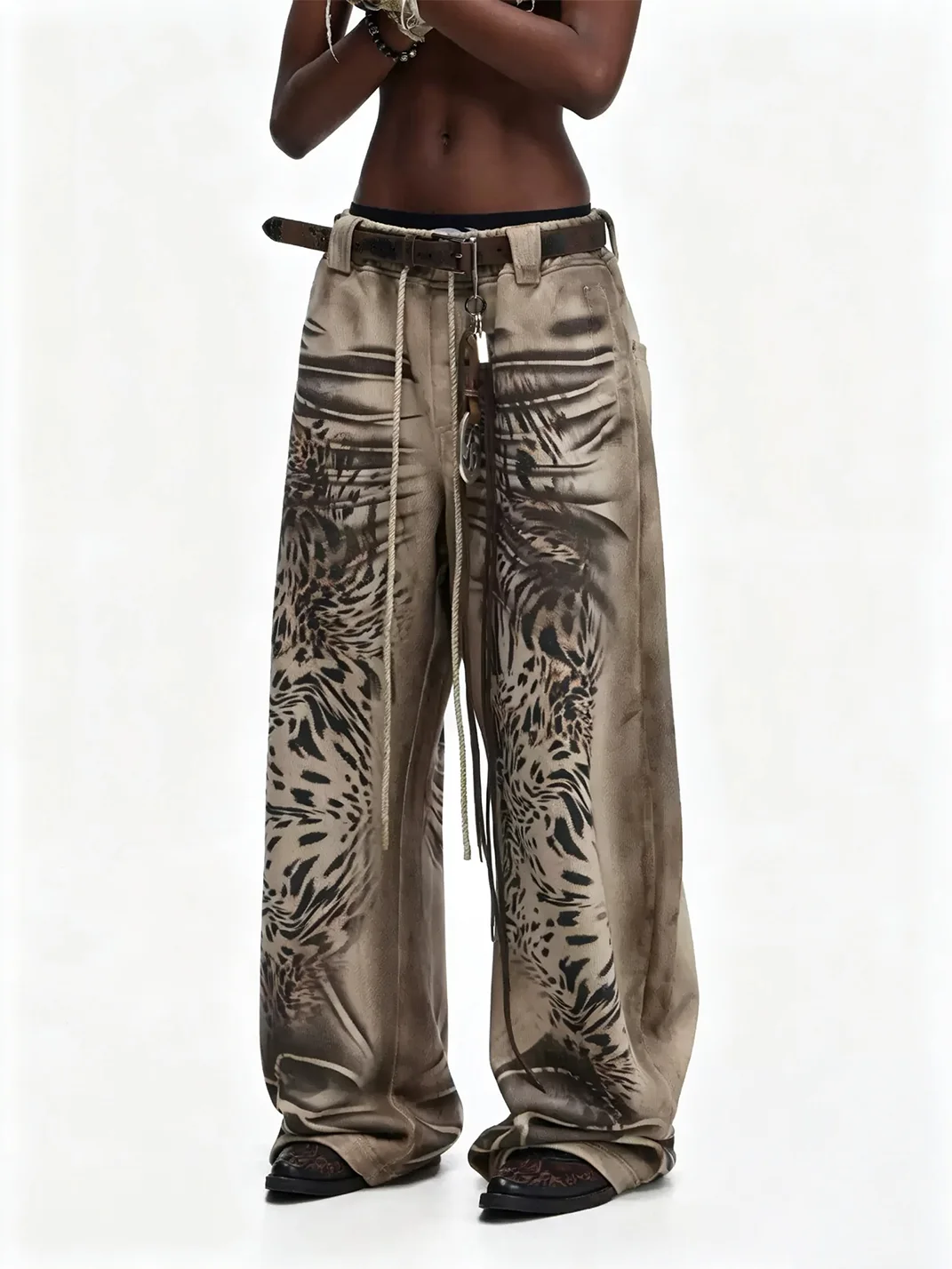 PERSONSOUL | Distressed Tiger Stripe Print Sweatpants
