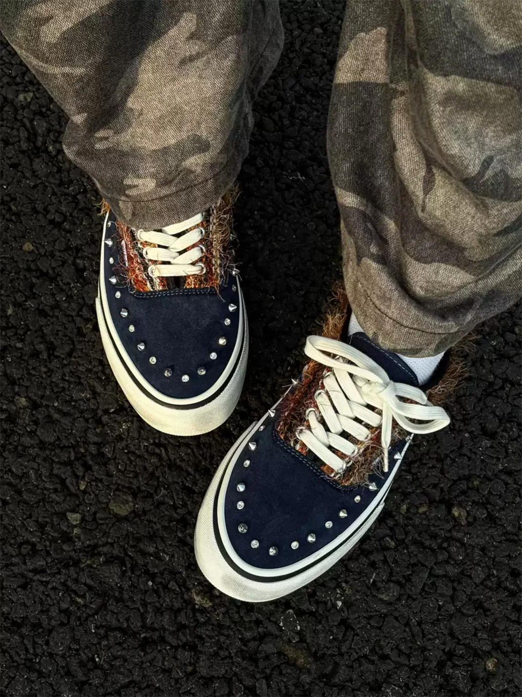 ZDZZFT | Studded Rhinestone Suede Low Top Sneakers