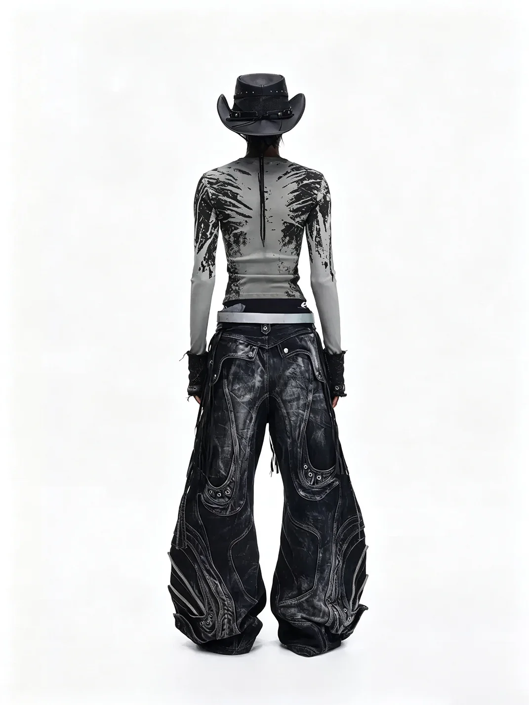 PERSONSOUL | Alien Distressed Wide-Leg Flare Jeans