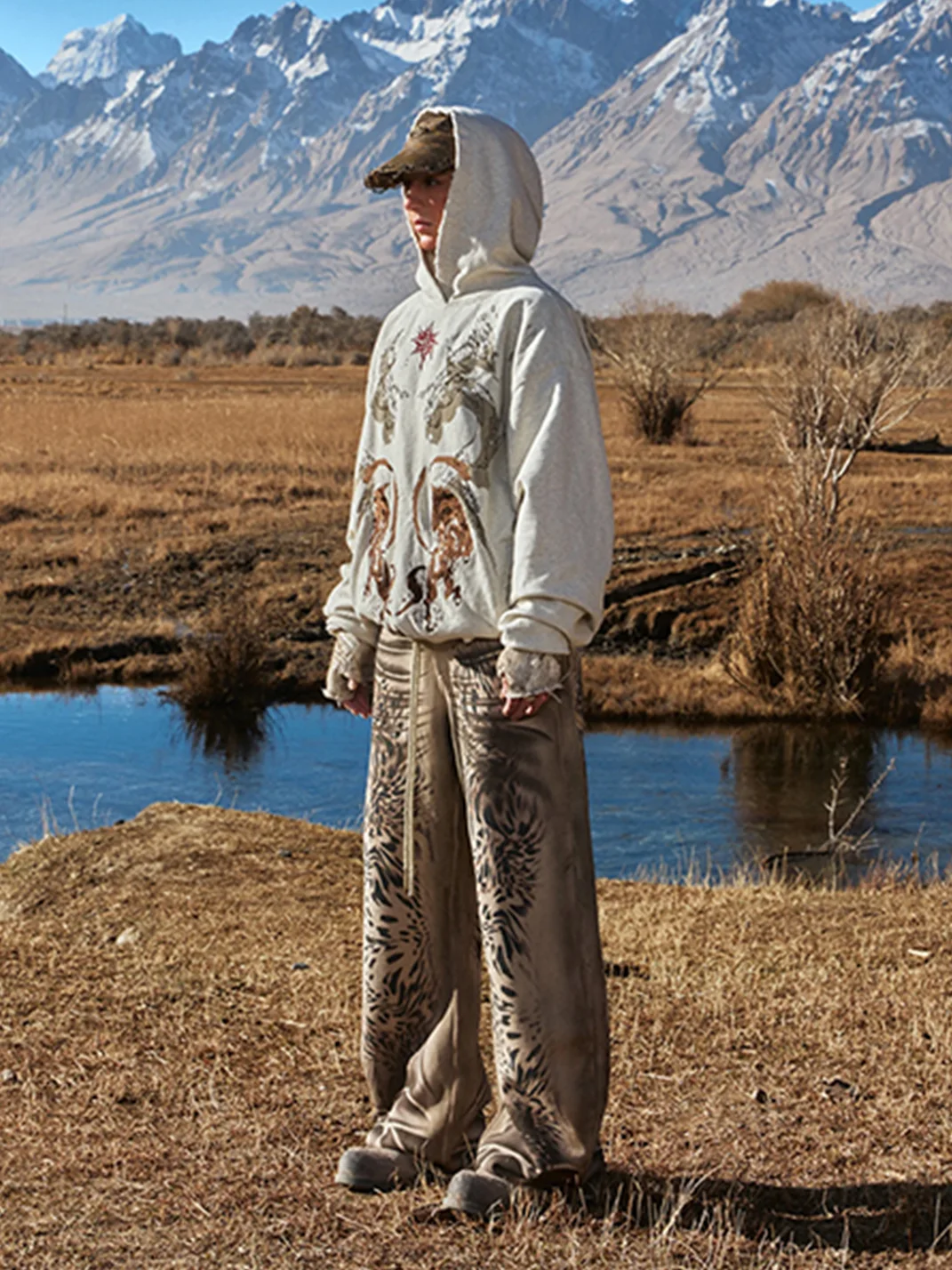 PERSONSOUL | Distressed Tiger Stripe Print Sweatpants