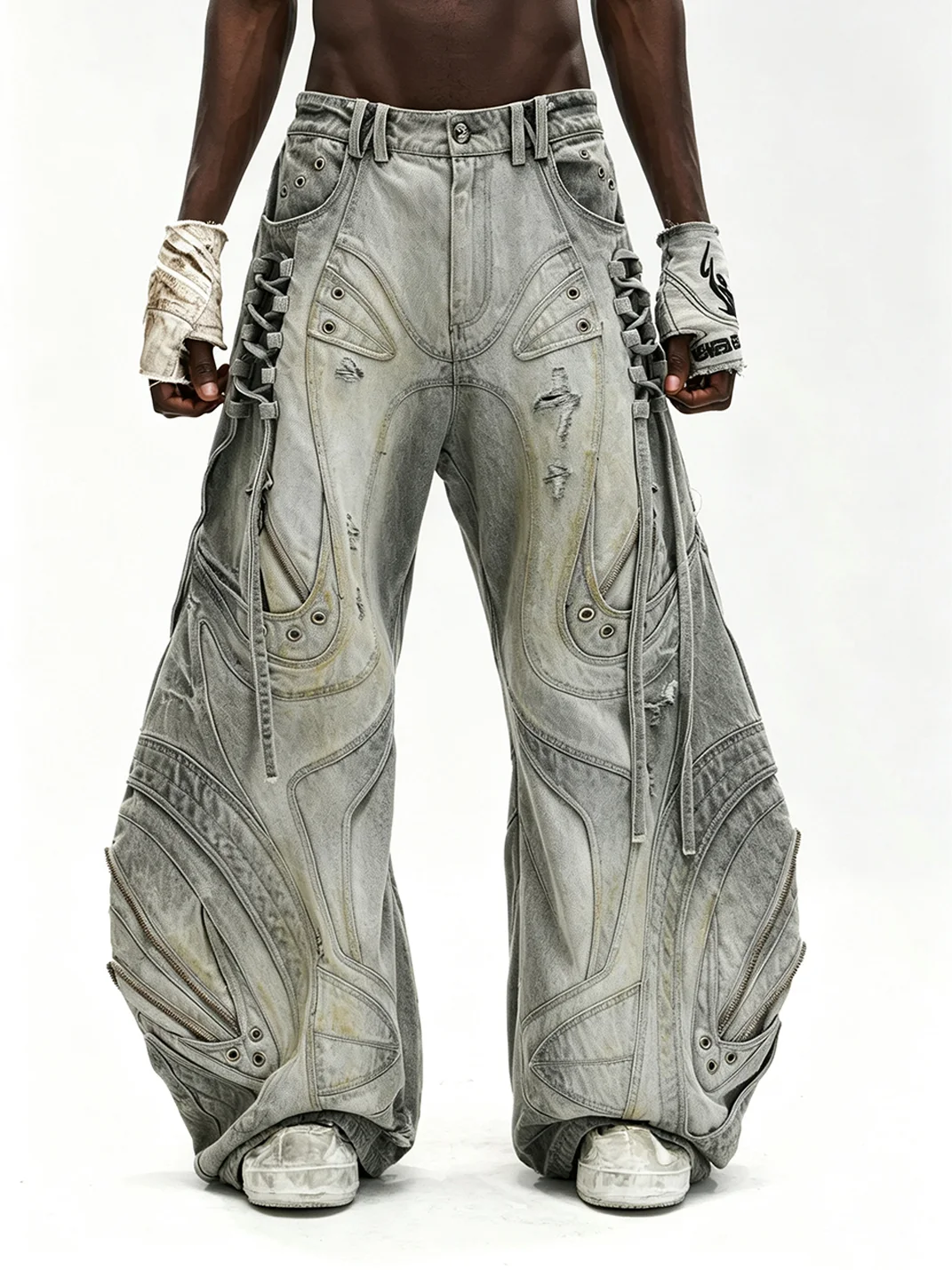 PERSONSOUL | Alien Distressed Wide-Leg Flare Jeans