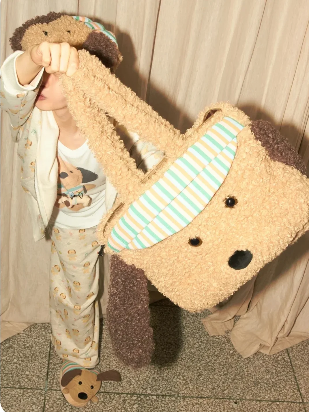 OhTODOG | Large Plush Dog-Shaped Tote Bag