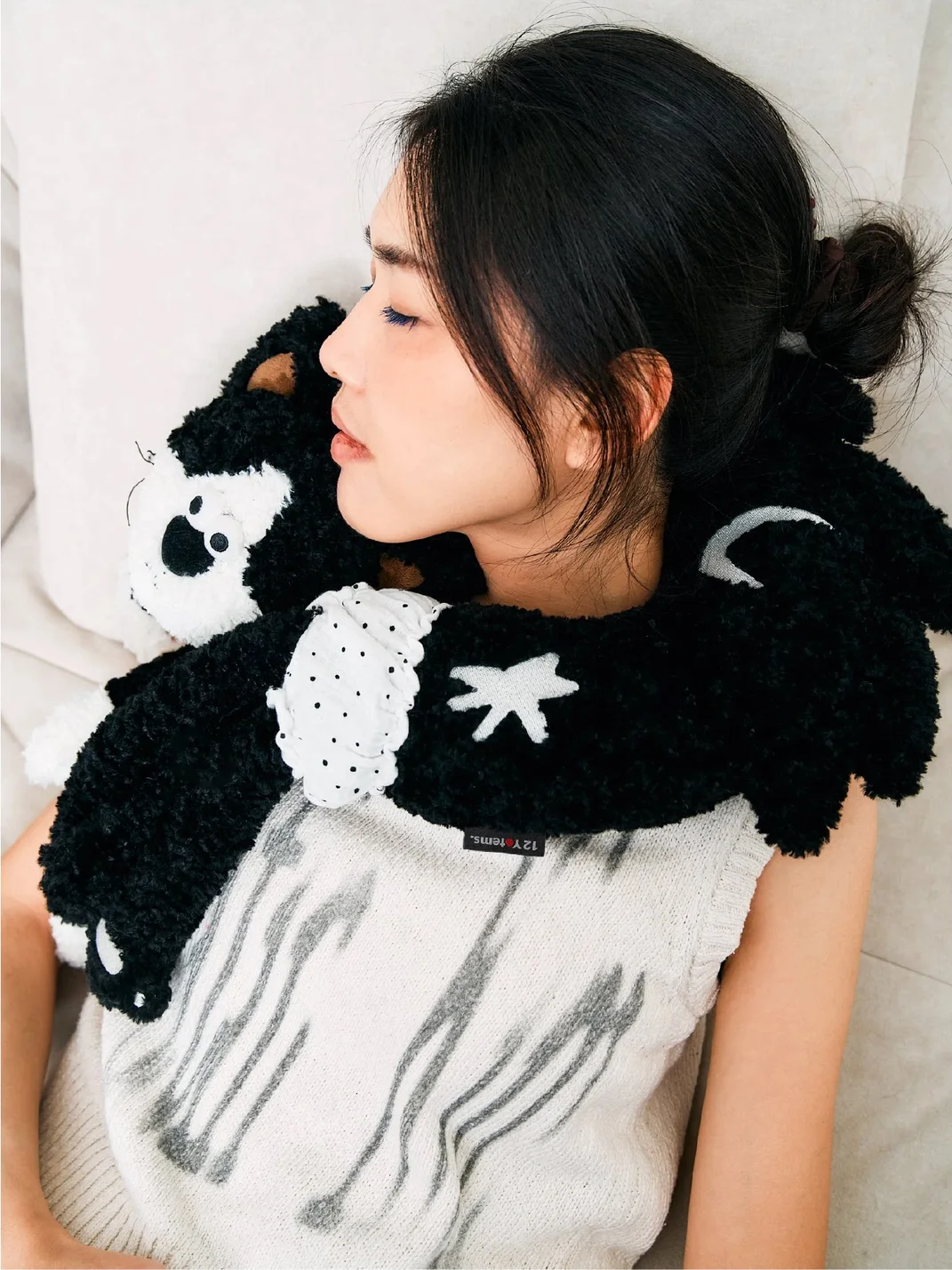 12Yotems | Underpants Cat U-Shaped Travel Neck Pillow