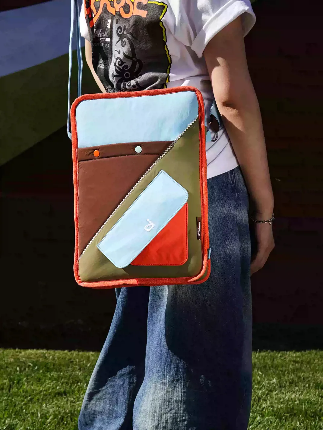 12Yotems | Multifunctional Two-Tone 14-Inch Laptop Backpack