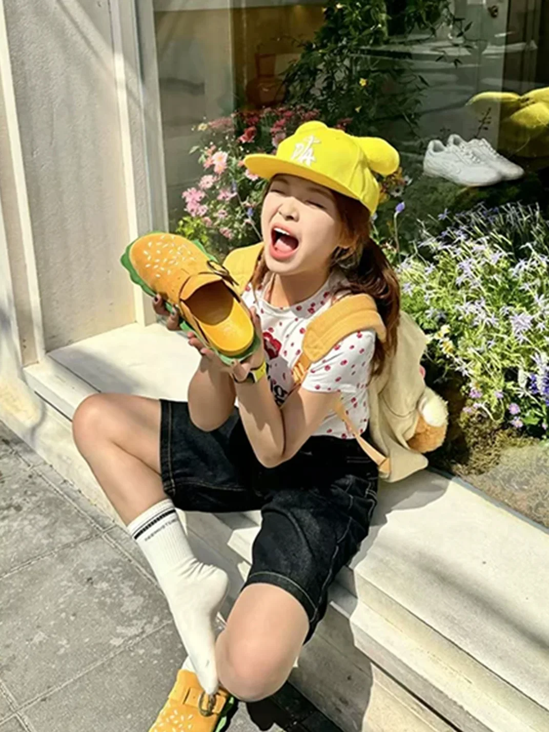 BBIMP | Burger Closed-Toe Platform Slippers