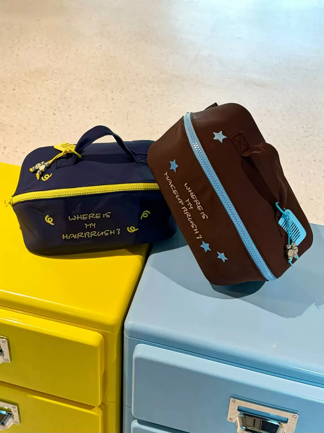 12Yotems | Large Waterproof Travel Makeup Bag