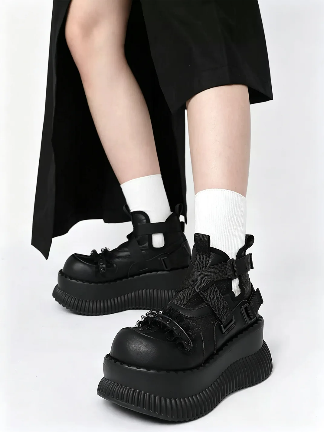 Puppet show | Dark Platform Ankle Boots