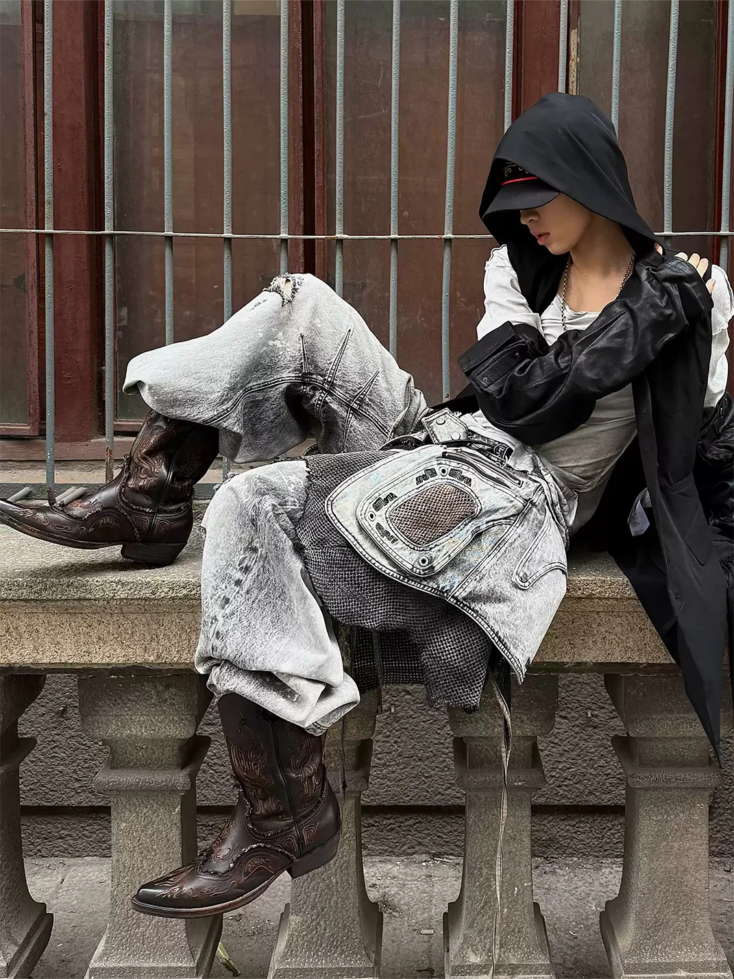 PERSONSOUL | Embroidered Water-Dyed Leather Western Calf Boots