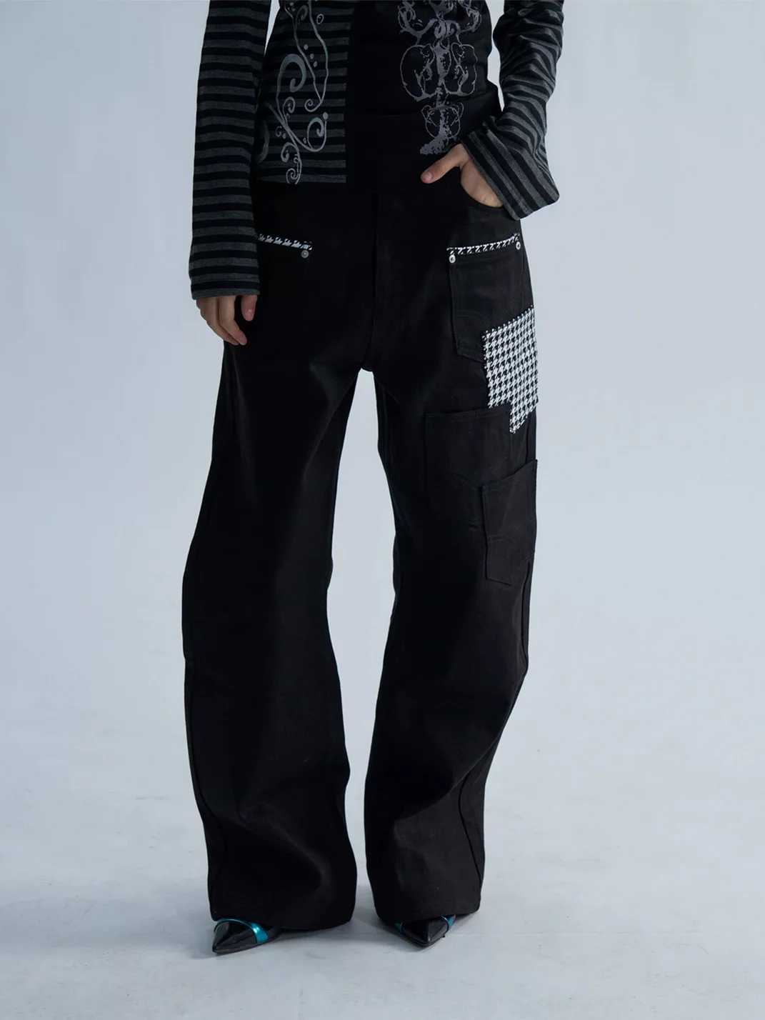 PAIKI | Houndstooth Panel Multi-Pocket Straight Jeans