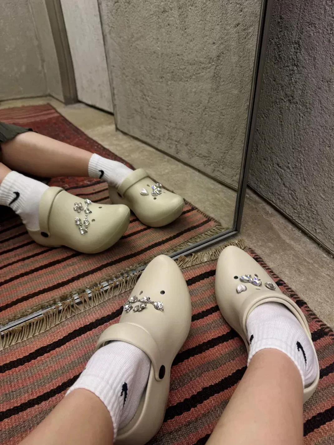 ZHUDAGE | Pointed Rhinestone Platform Clog Slippers