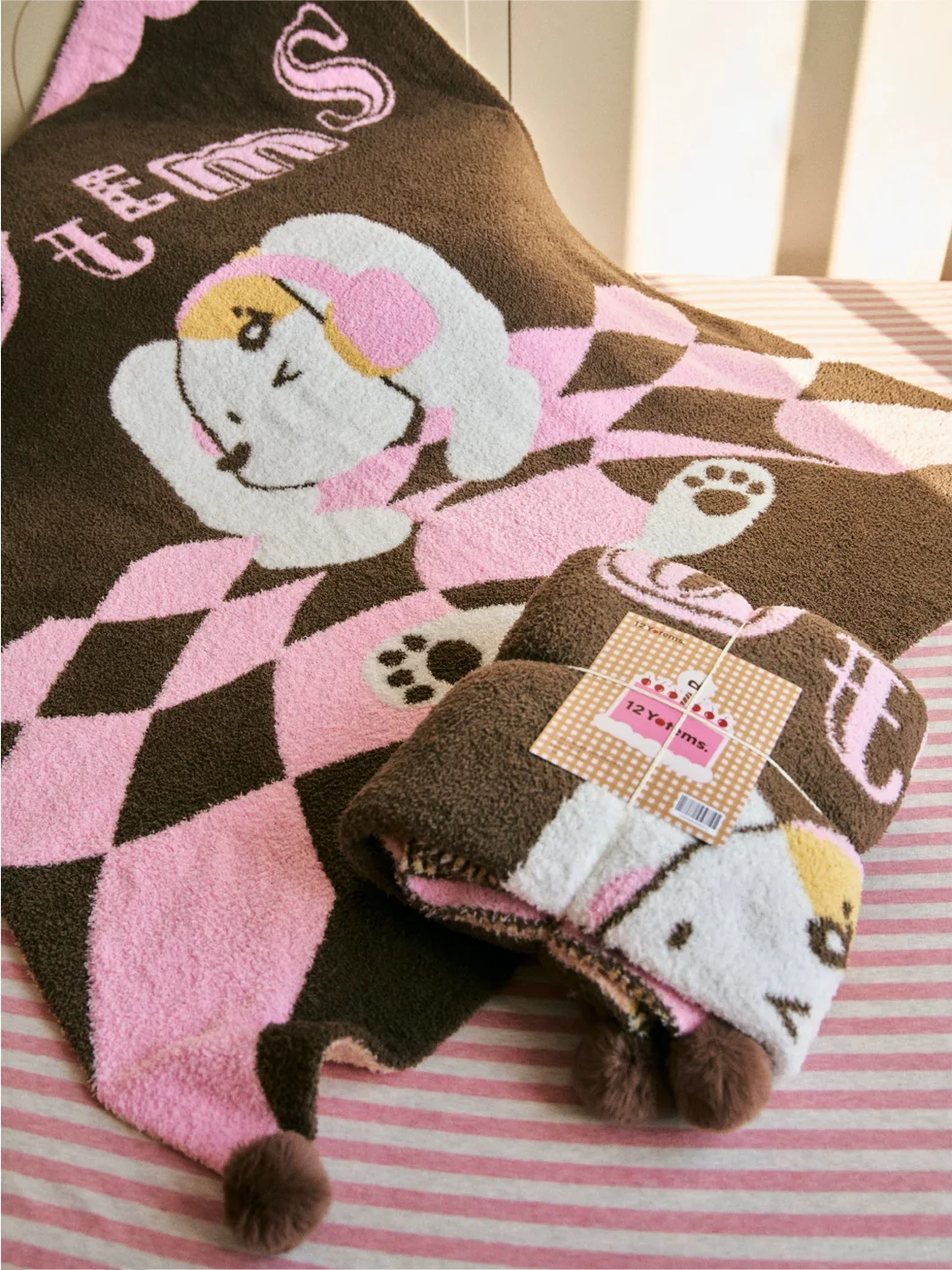 12Yotems | Plush Knit Cartoon Dog Throw Blanket