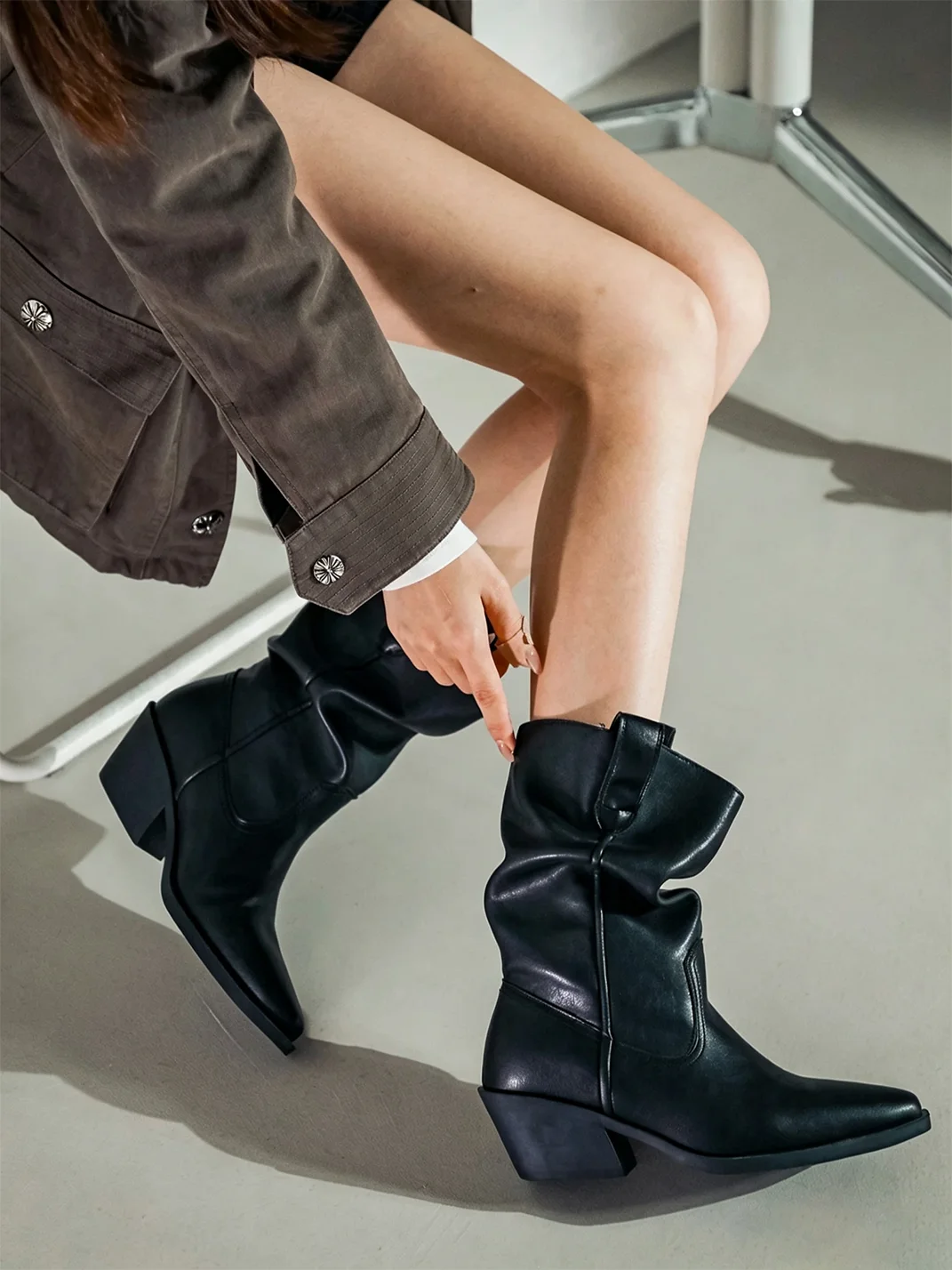 MIAOLV | Women's Pointed Toe Slouchy Western Ankle Boots