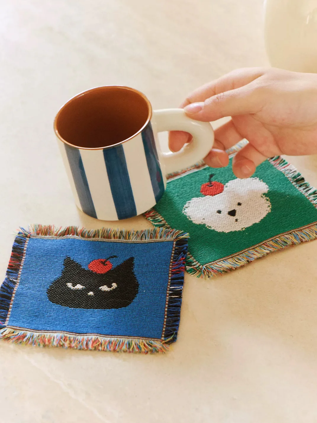 SOREMO | Woven Illustrated Fringe Coasters