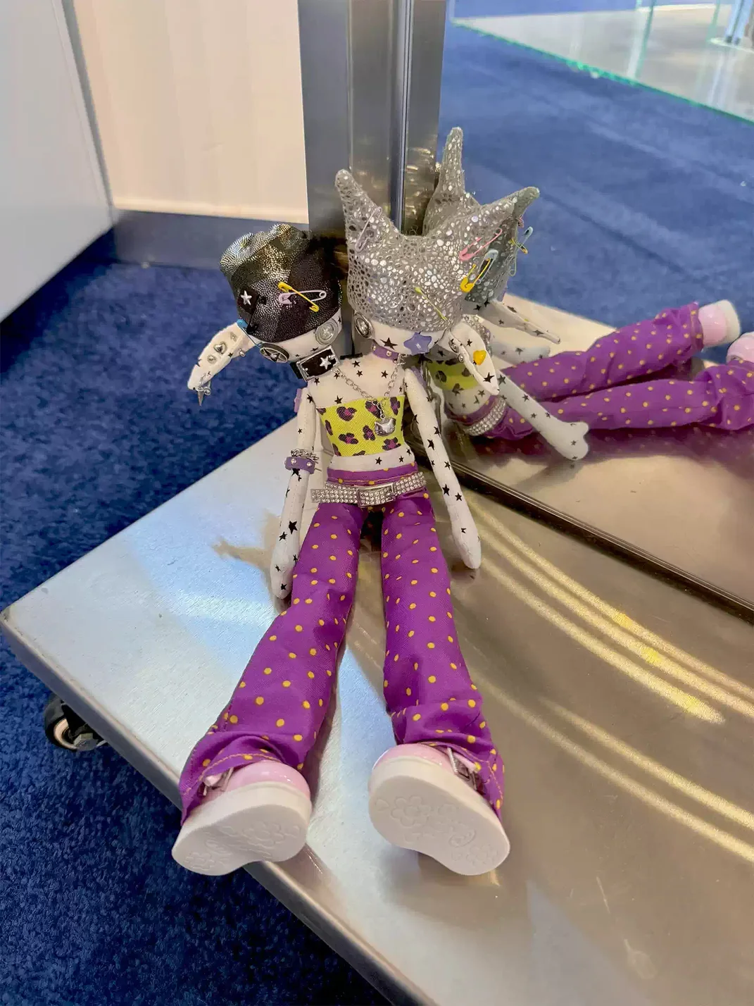 Kuroutaya | Y2K Twin Doll Wearable Charm